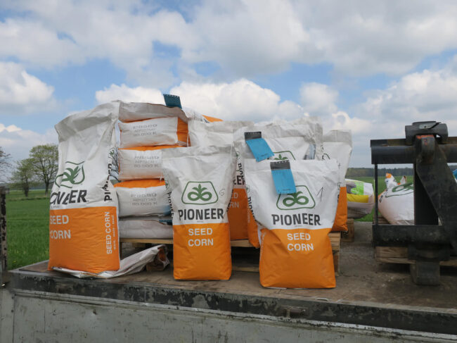 material siewny pioneer